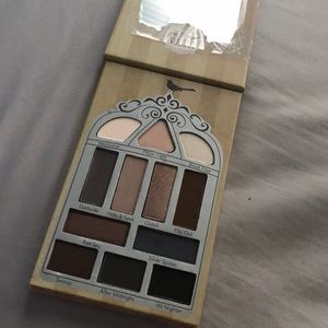 Pretty vulgar nightingale palette